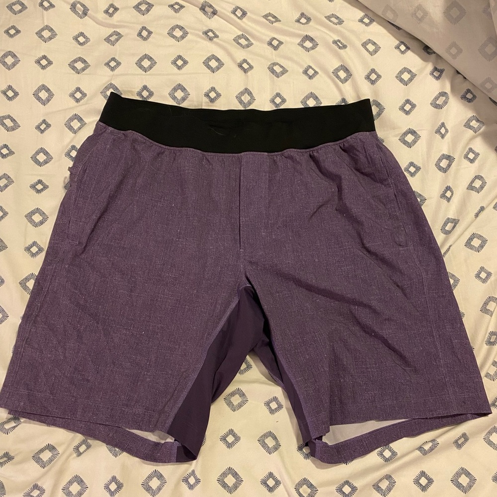 Lululemon men shorts
